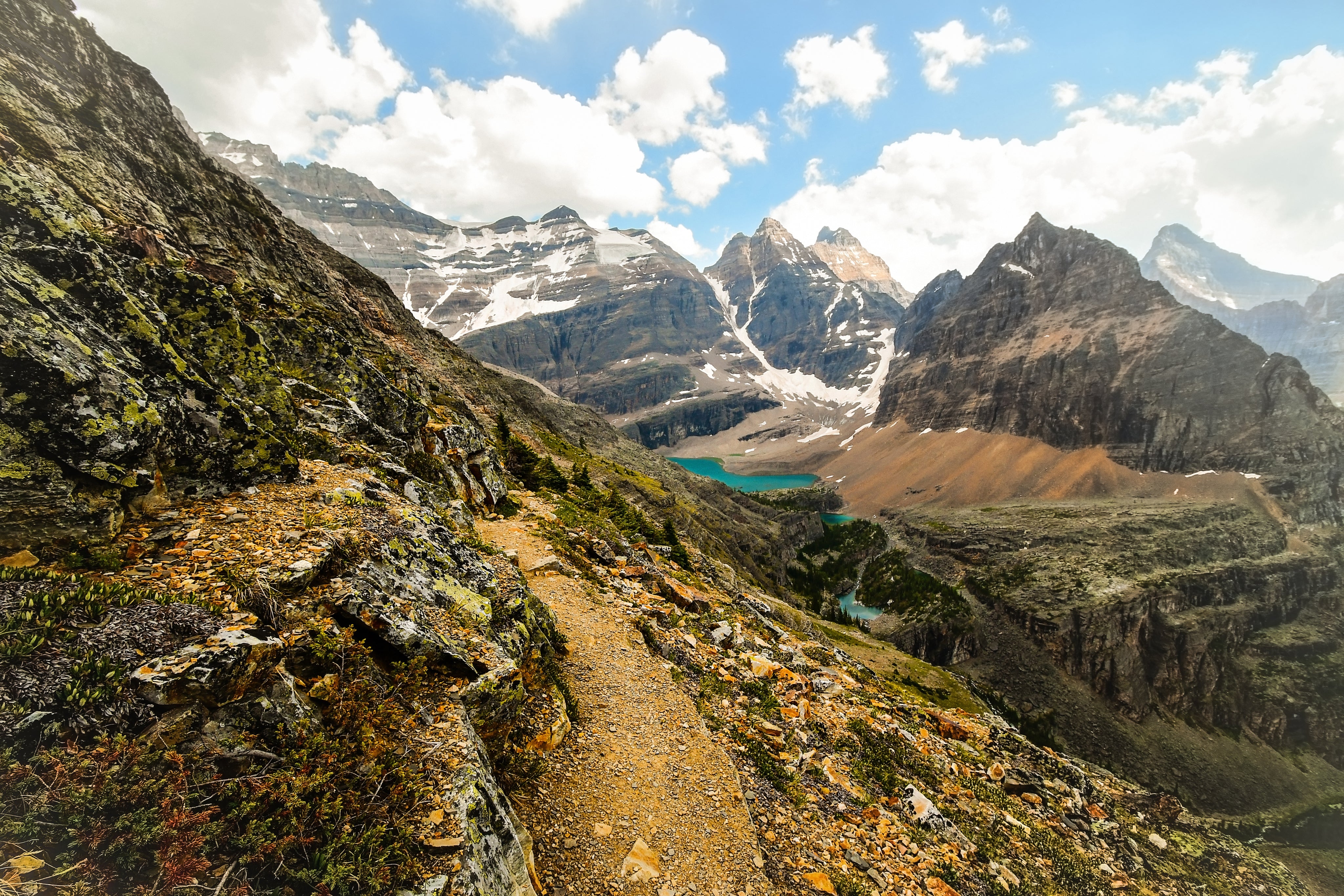 Rocky mountain peak 